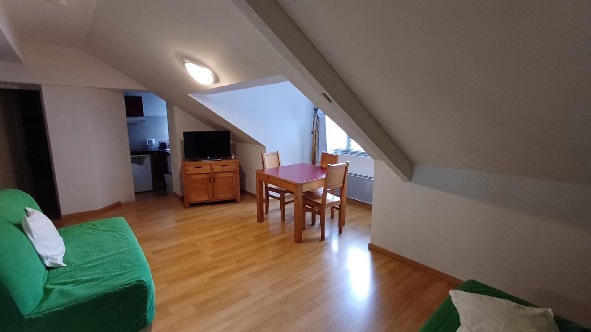 Studio Hyper Centre Lumineux Et Fonctionnel Luchon Bagnères-de-Luchon Екстериор снимка